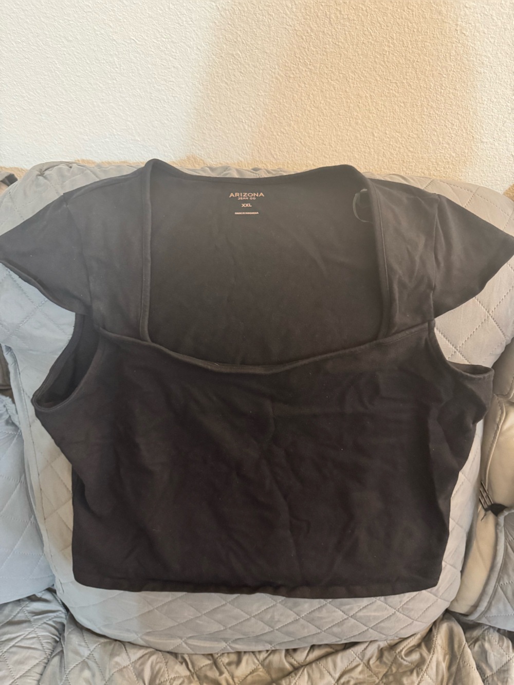 Arizona Jean Company Black Square-Neck Cropped Blouse